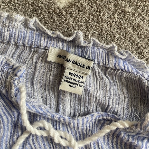 American Eagle Off the Shoulder Top - Picture 2 of 3